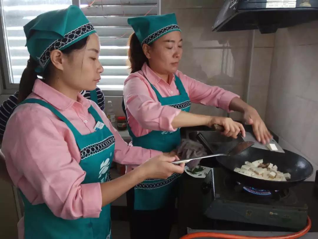 ��֪ͨ��8��20����ɩ��Ӗ(x��n)�_�n��������